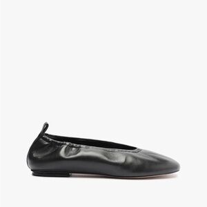 NWT Schutz Eudora Leather Flat (runs a bit small)